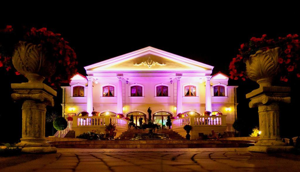 Hotel Palac Akropol Lublin Exterior photo