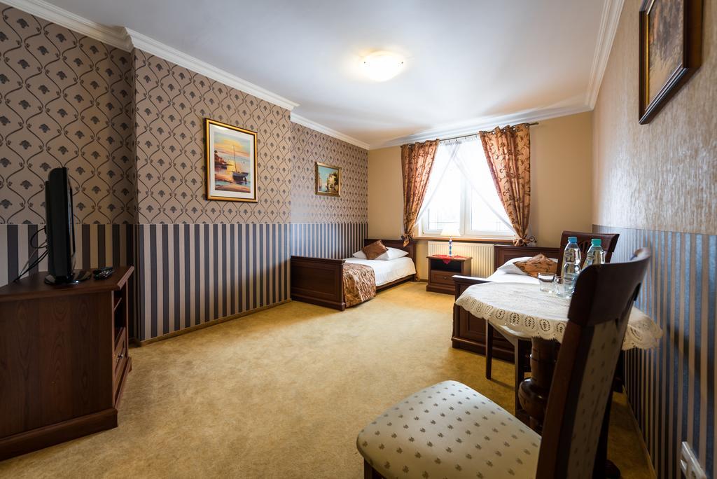Hotel Palac Akropol Lublin Room photo